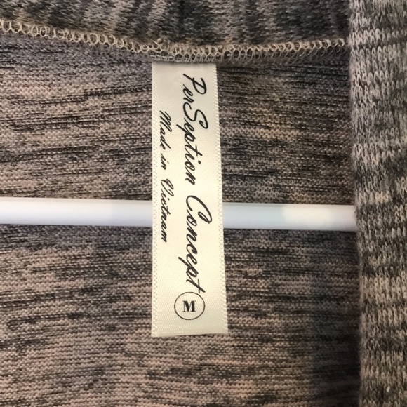 NWOT women’s medium sweater - Picture 4 of 6